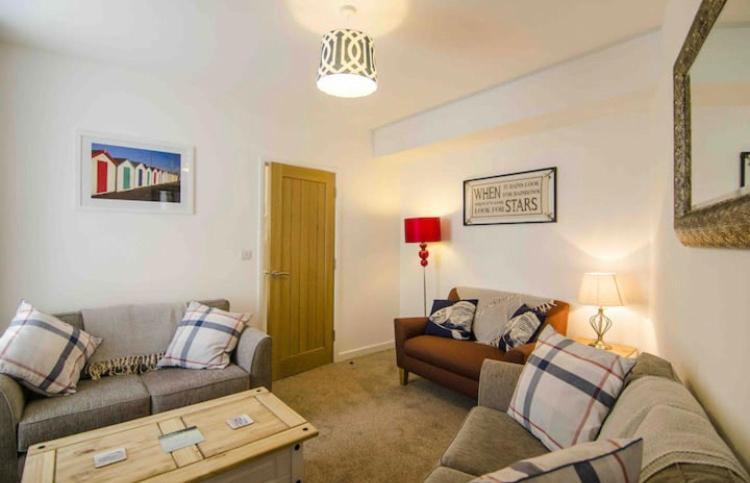 The Bonting Beautiful Three Bed Townhouse Near Harbour And Beach Torquay Dış mekan fotoğraf