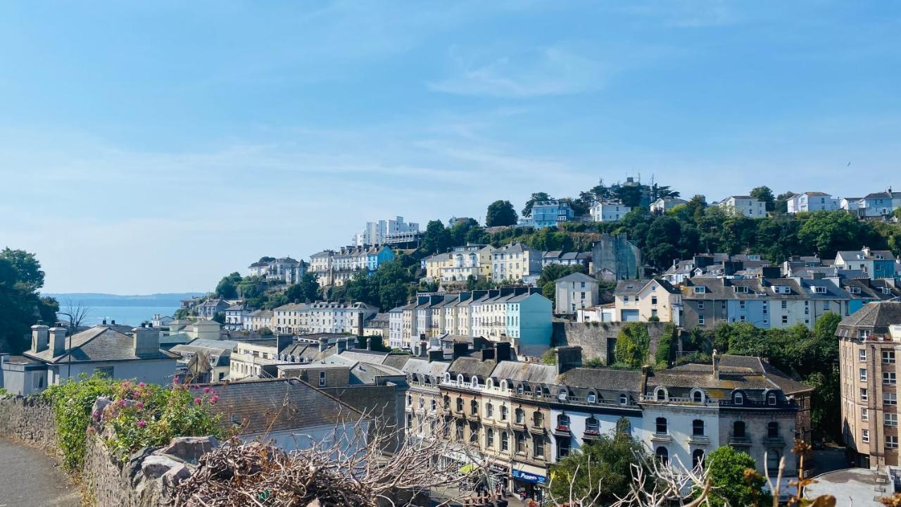 The Bonting Beautiful Three Bed Townhouse Near Harbour And Beach Torquay Dış mekan fotoğraf